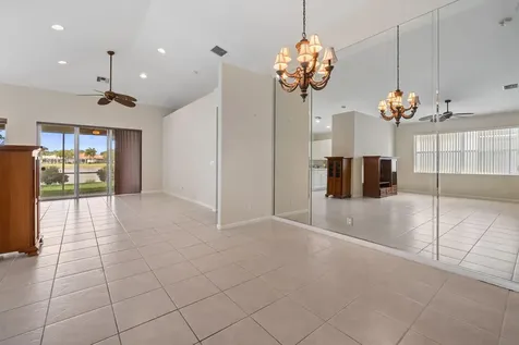 9211 Clipper Court West Palm Beach FL 33411