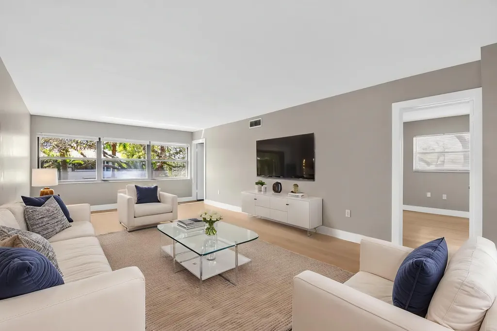 2018 SW 29th Court Delray Beach FL 33445