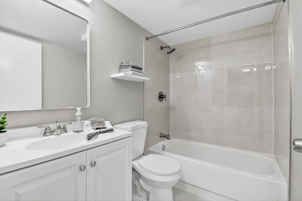 2018 SW 29th Court Delray Beach FL 33445