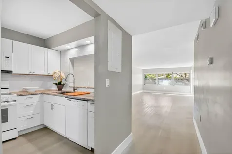 2018 SW 29th Court Delray Beach FL 33445
