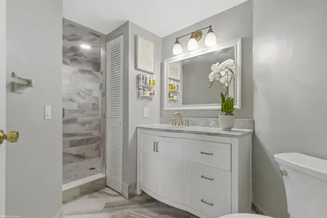107 Weybridge Circle Royal Palm Beach FL 33411