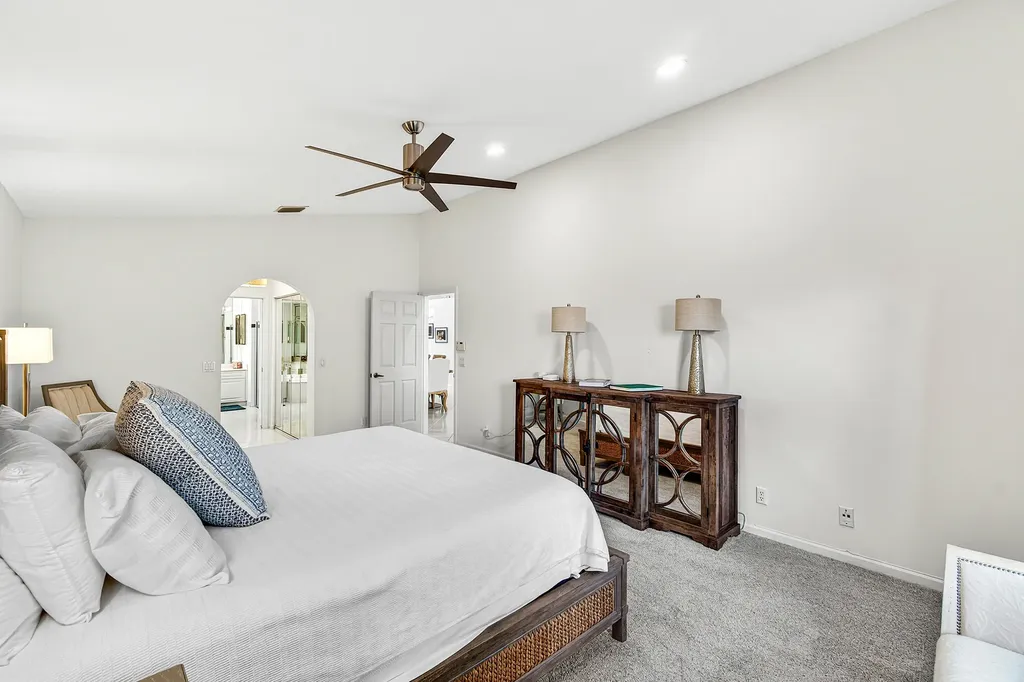 6594 Sun River Road Boynton Beach FL 33437