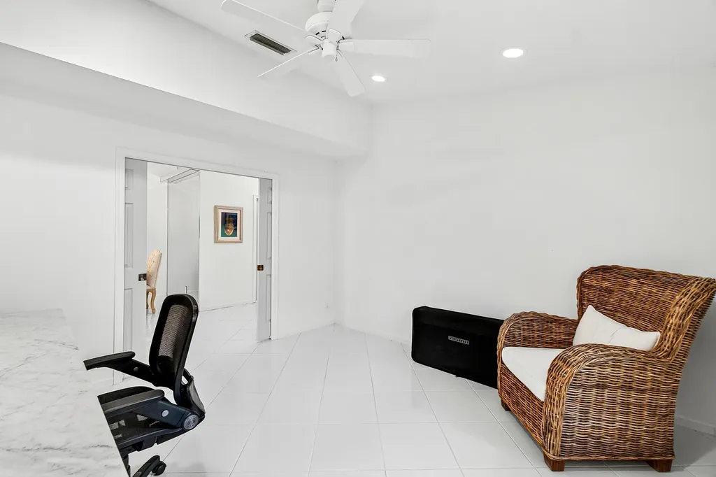 6594 Sun River Road Boynton Beach FL 33437