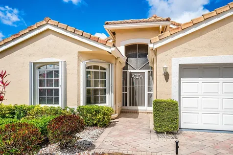 6594 Sun River Road Boynton Beach FL 33437