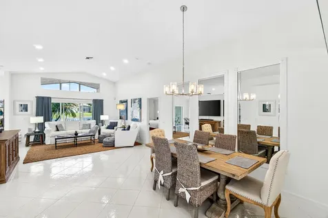 6594 Sun River Road Boynton Beach FL 33437