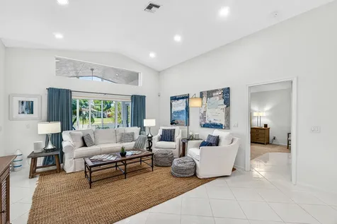 6594 Sun River Road Boynton Beach FL 33437
