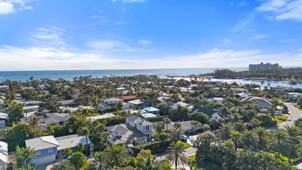 122 Lighthouse Drive Jupiter Inlet Colony FL 33469
