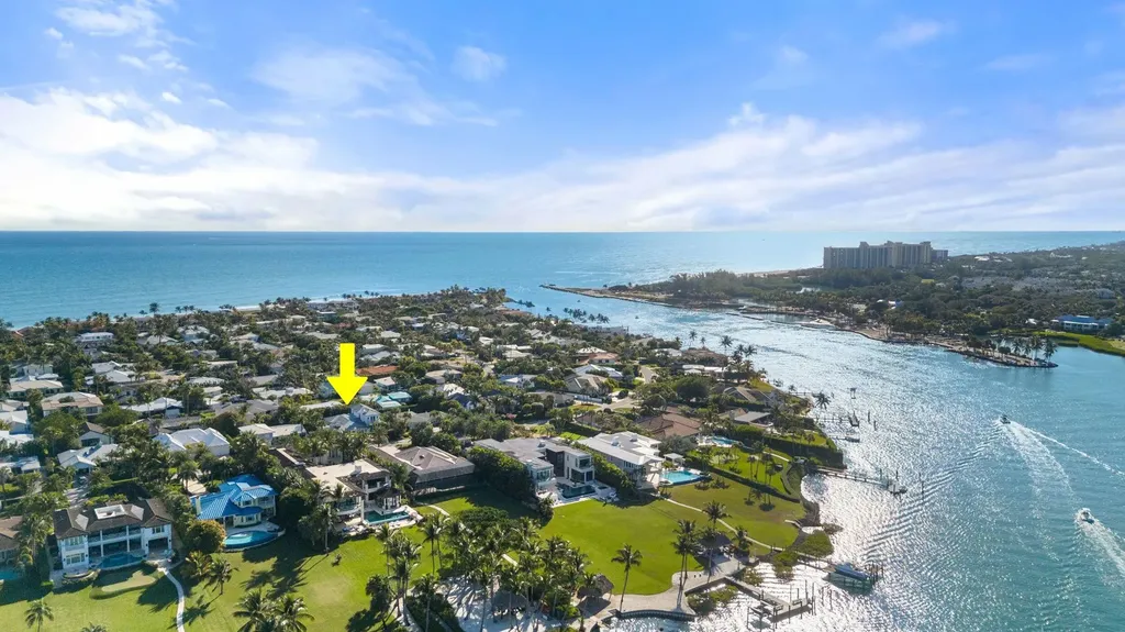 122 Lighthouse Drive Jupiter Inlet Colony FL 33469