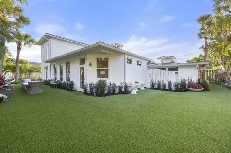 122 Lighthouse Drive Jupiter Inlet Colony FL 33469
