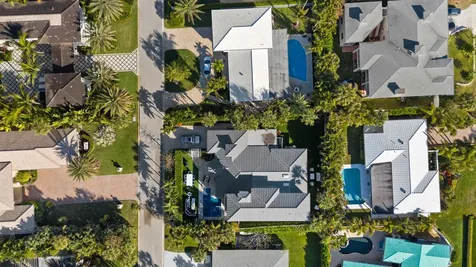 122 Lighthouse Drive Jupiter Inlet Colony FL 33469