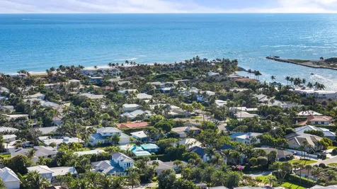 122 Lighthouse Drive Jupiter Inlet Colony FL 33469