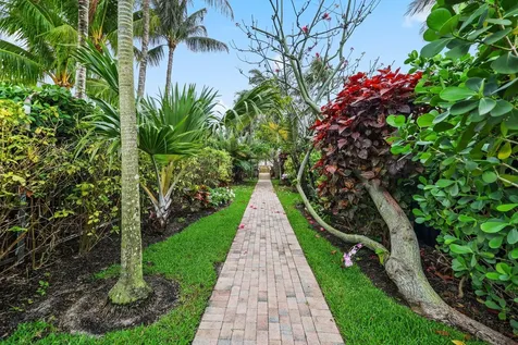 122 Lighthouse Drive Jupiter Inlet Colony FL 33469