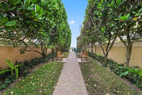 122 Lighthouse Drive Jupiter Inlet Colony FL 33469