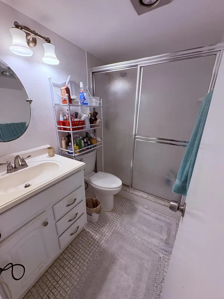 7 Lyndhurst A Deerfield Beach FL 33442