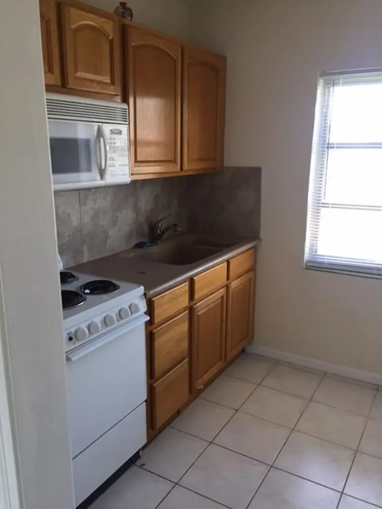 101 S Golfview Road Lake Worth Beach FL 33460