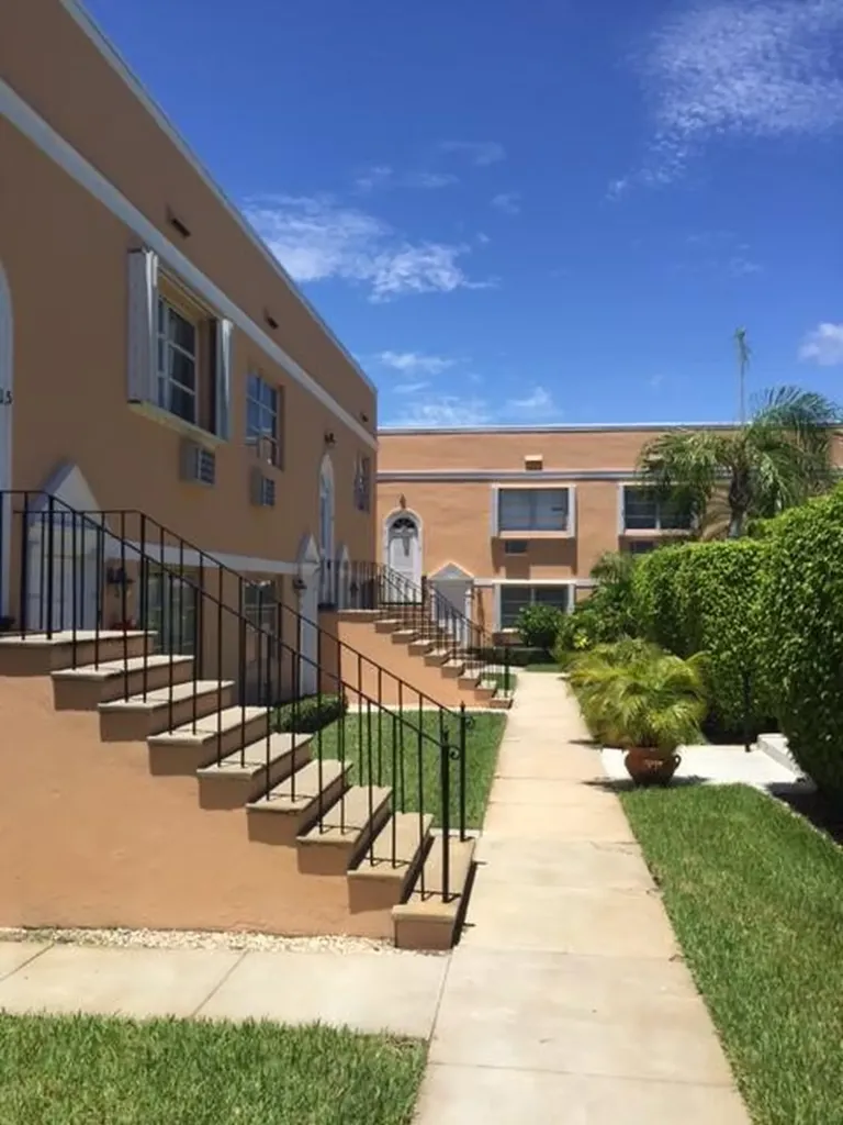101 S Golfview Road Lake Worth Beach FL 33460