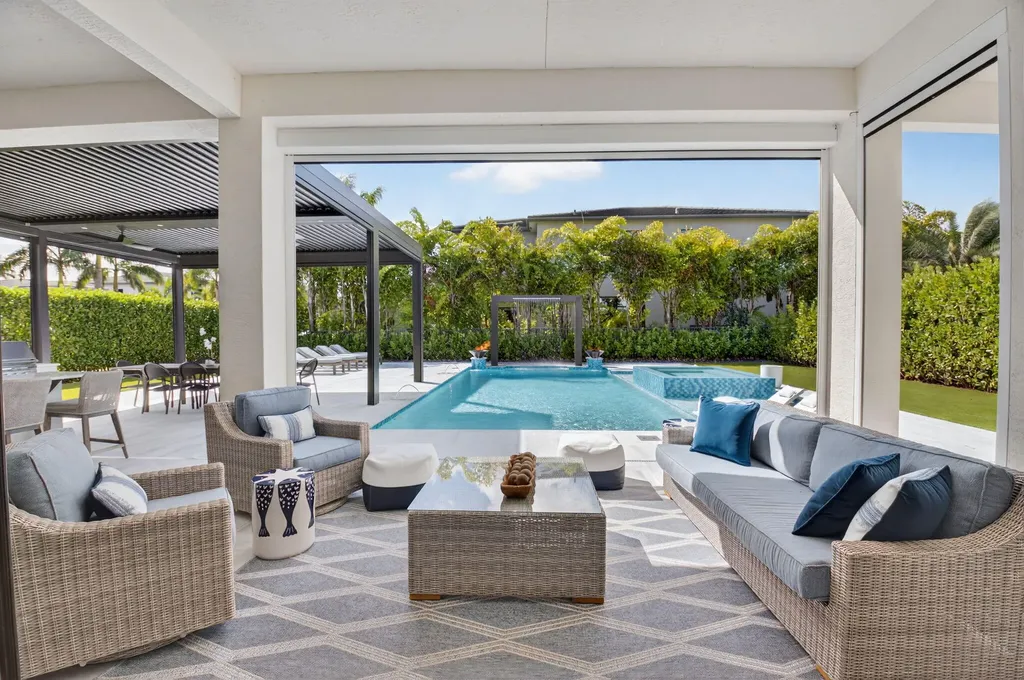 9608 Macchiato Avenue Boca Raton FL 33496