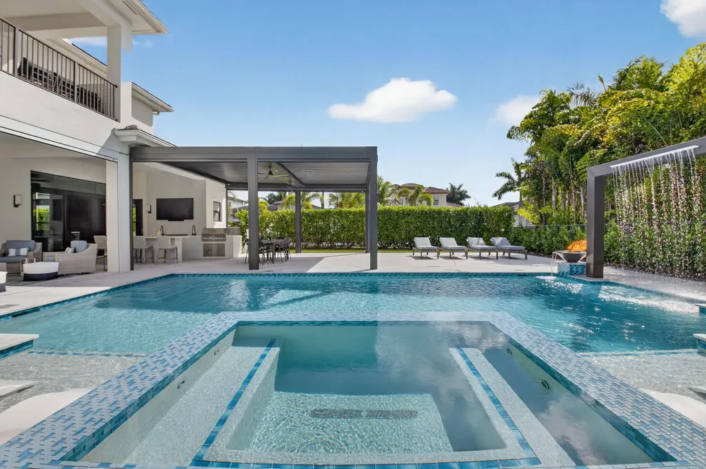 9608 Macchiato Avenue Boca Raton FL 33496