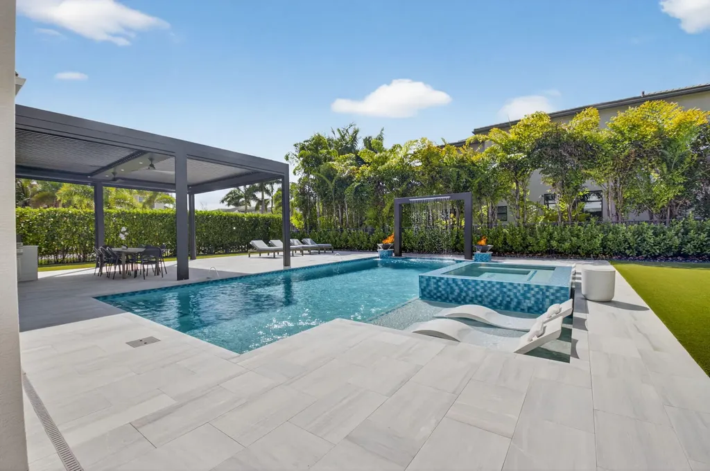 9608 Macchiato Avenue Boca Raton FL 33496