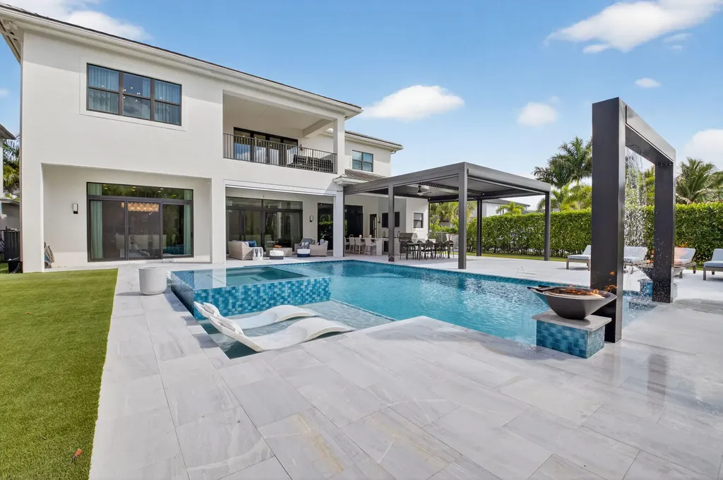 9608 Macchiato Avenue Boca Raton FL 33496