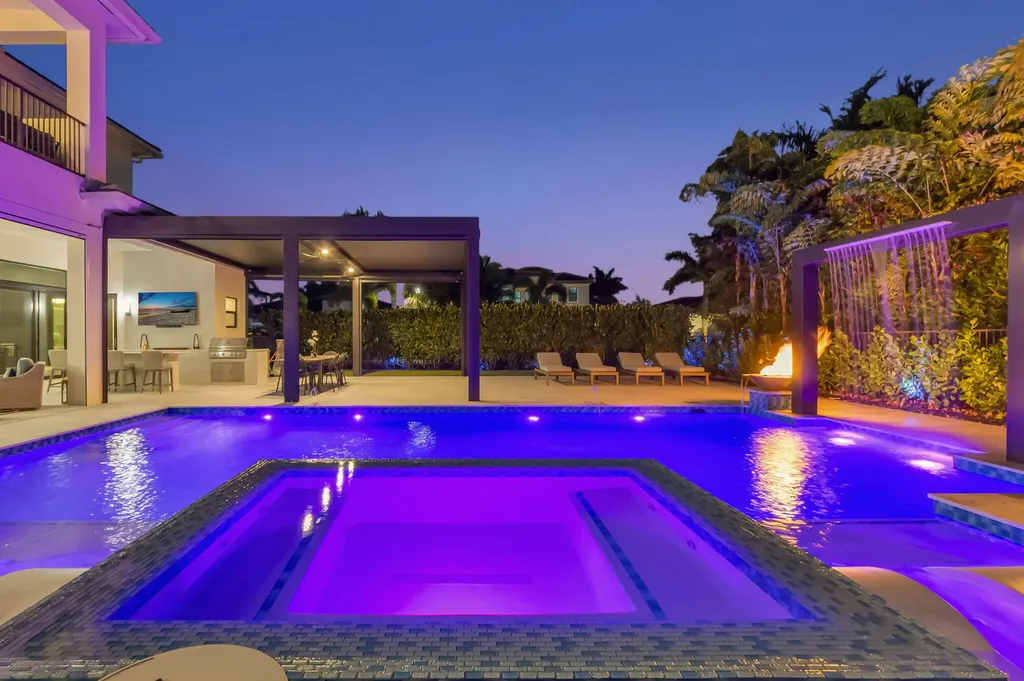 9608 Macchiato Avenue Boca Raton FL 33496