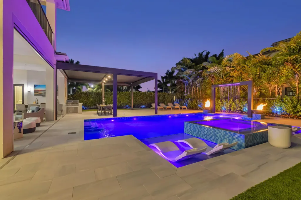 9608 Macchiato Avenue Boca Raton FL 33496