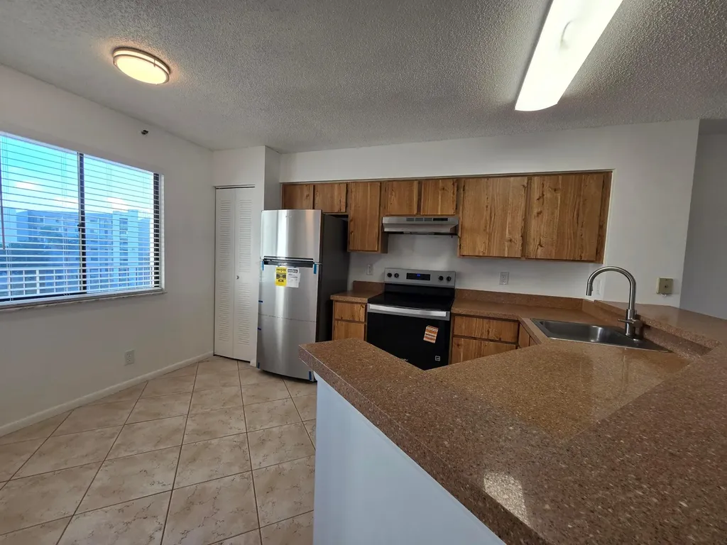 2217 Cypress Island Drive Pompano Beach FL 33069