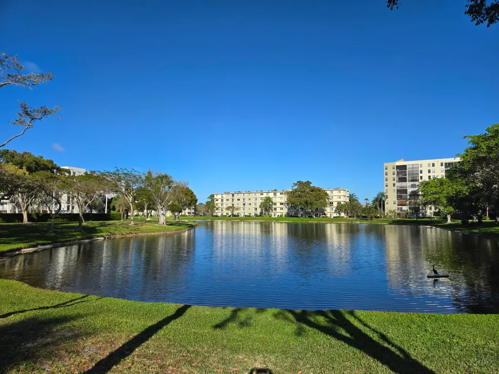 2217 Cypress Island Drive Pompano Beach FL 33069