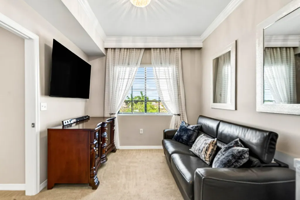 4907 Midtown Lane Palm Beach Gardens FL 33418