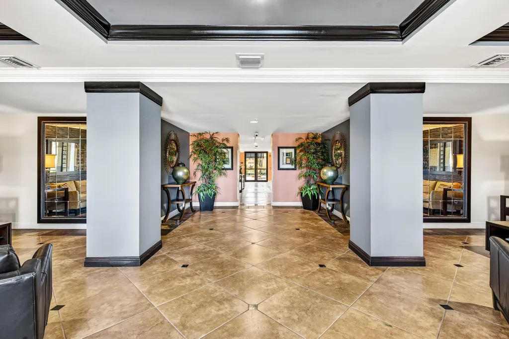 4907 Midtown Lane Palm Beach Gardens FL 33418