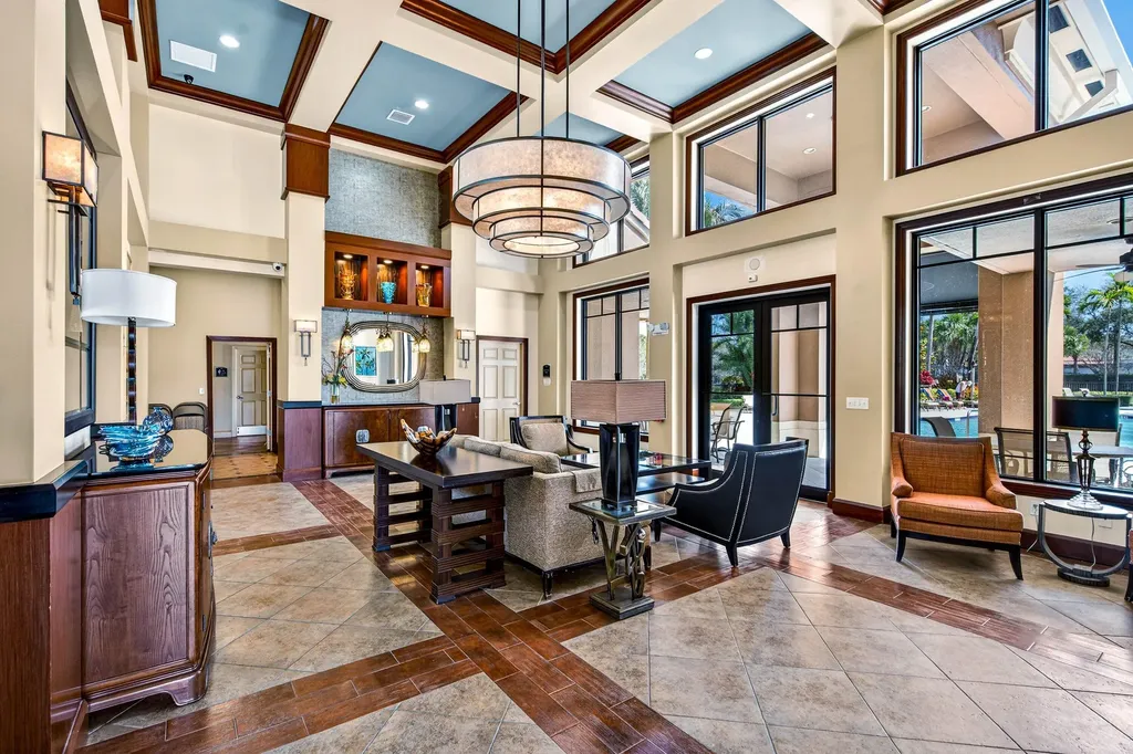 4907 Midtown Lane Palm Beach Gardens FL 33418
