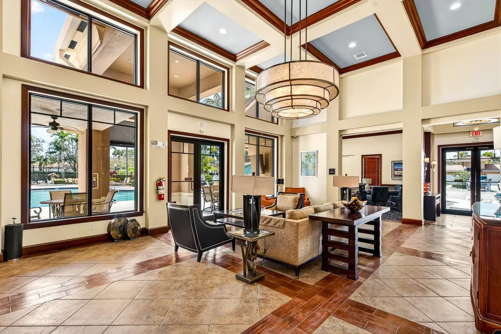 4907 Midtown Lane Palm Beach Gardens FL 33418