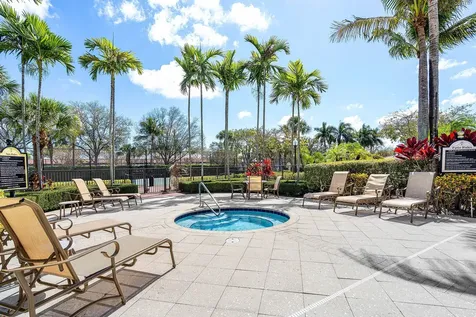 4907 Midtown Lane Palm Beach Gardens FL 33418