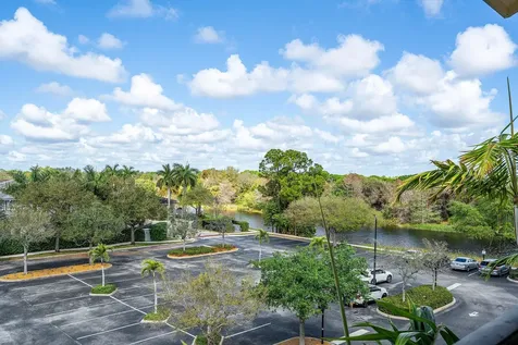 4907 Midtown Lane Palm Beach Gardens FL 33418