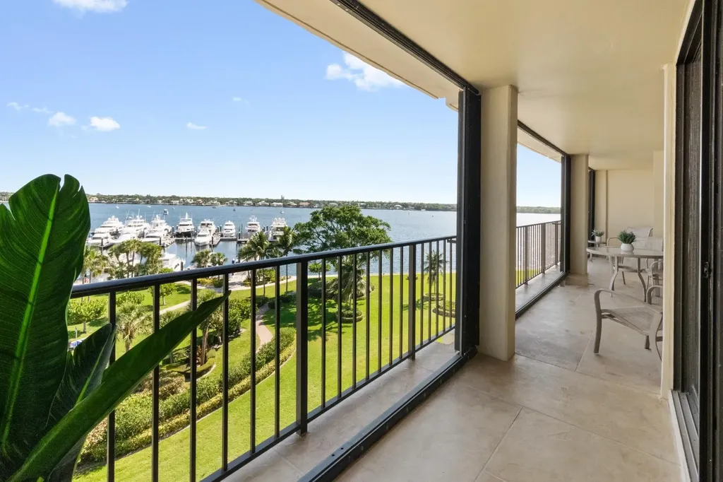 136 Lakeshore Drive North Palm Beach FL 33408