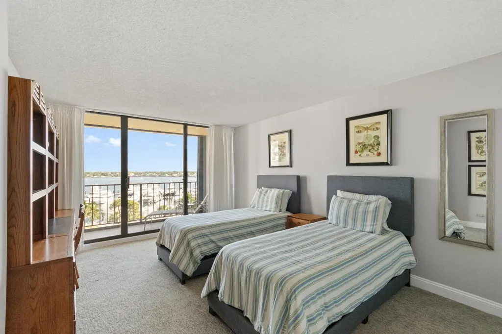 136 Lakeshore Drive North Palm Beach FL 33408