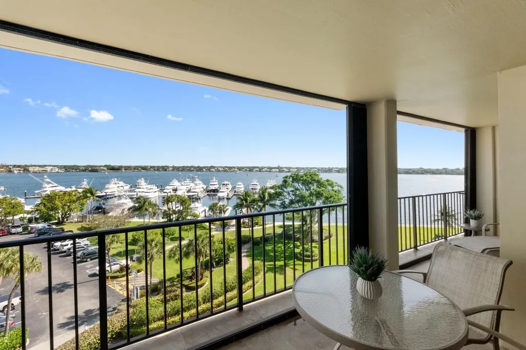 136 Lakeshore Drive North Palm Beach FL 33408