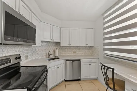136 Lakeshore Drive North Palm Beach FL 33408