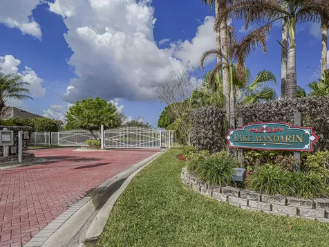 753 SW Fortunella Circle Circle SW Vero Beach FL 32968