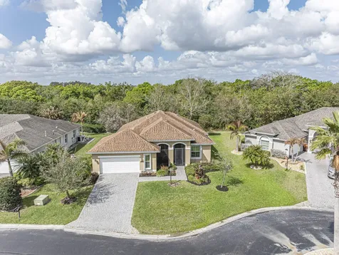 753 SW Fortunella Circle Circle SW Vero Beach FL 32968