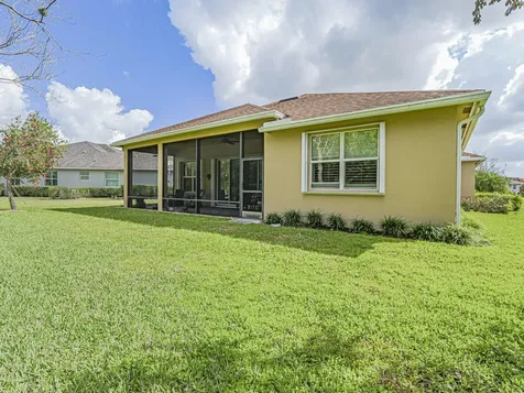 753 SW Fortunella Circle Circle SW Vero Beach FL 32968