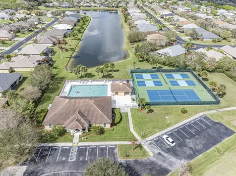 753 SW Fortunella Circle Circle SW Vero Beach FL 32968