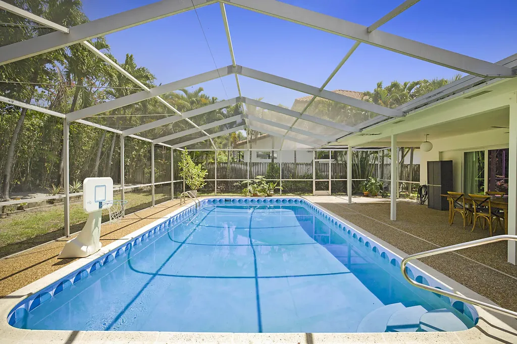 400 NW 6th Avenue Boca Raton FL 33432
