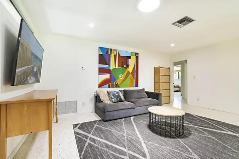 400 NW 6th Avenue Boca Raton FL 33432