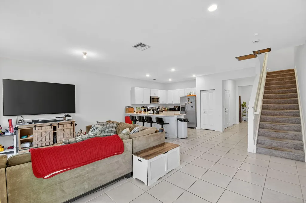 4326 Hammock Grove Drive Lake Worth FL 33467