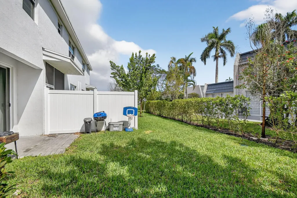 4326 Hammock Grove Drive Lake Worth FL 33467
