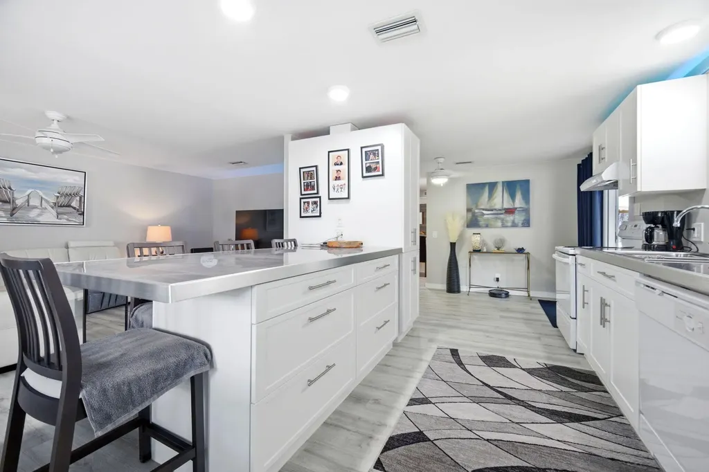 2340 SW 51st Court Fort Lauderdale FL 33312