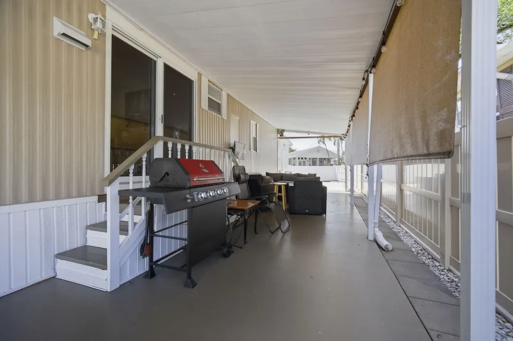 2340 SW 51st Court Fort Lauderdale FL 33312