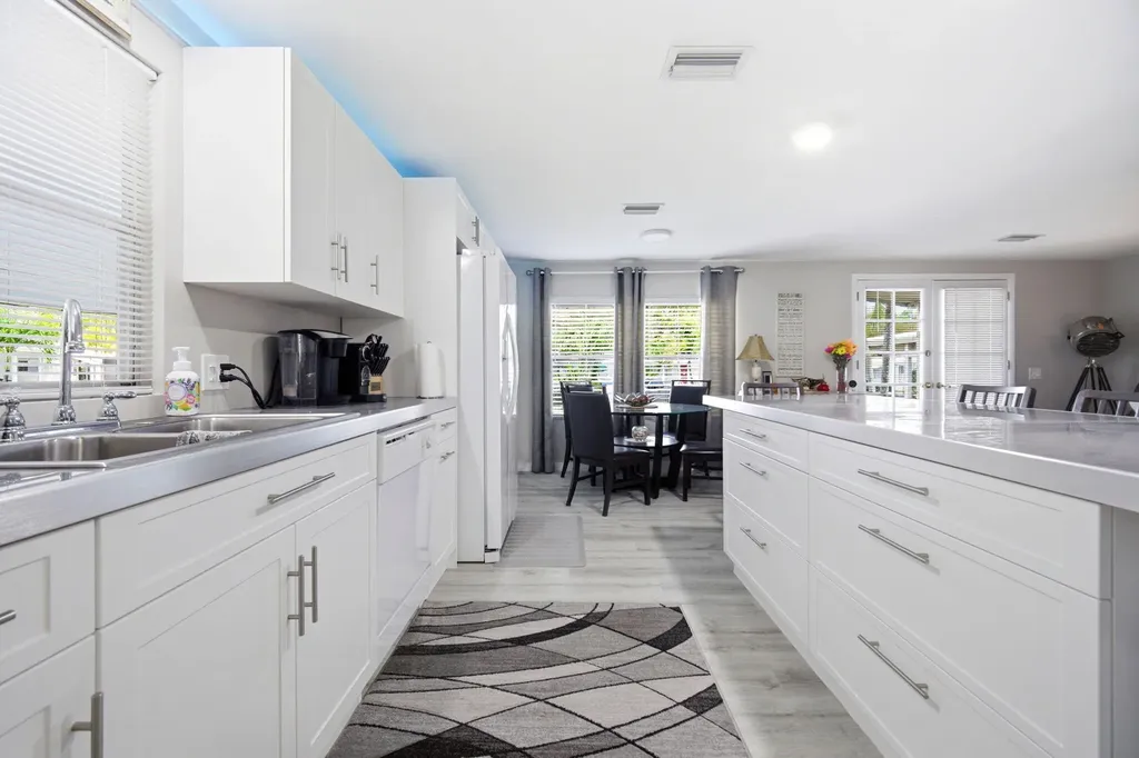 2340 SW 51st Court Fort Lauderdale FL 33312