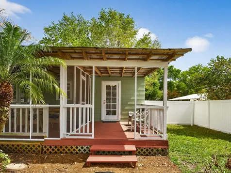 2419 19th Avenue Vero Beach FL 32960